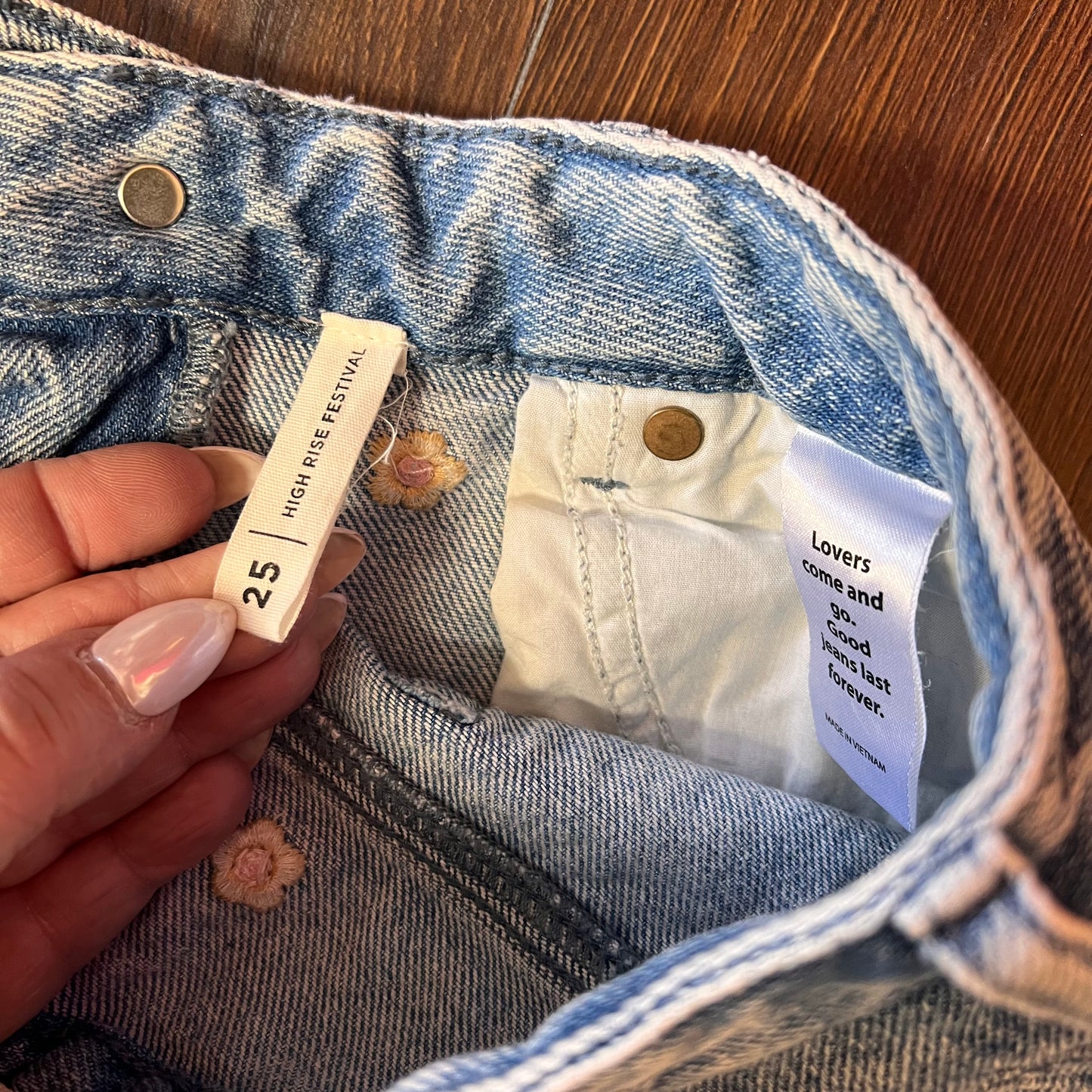 PACSUN HIGH RISE FESTIVAL SHORTS SZ 25/0