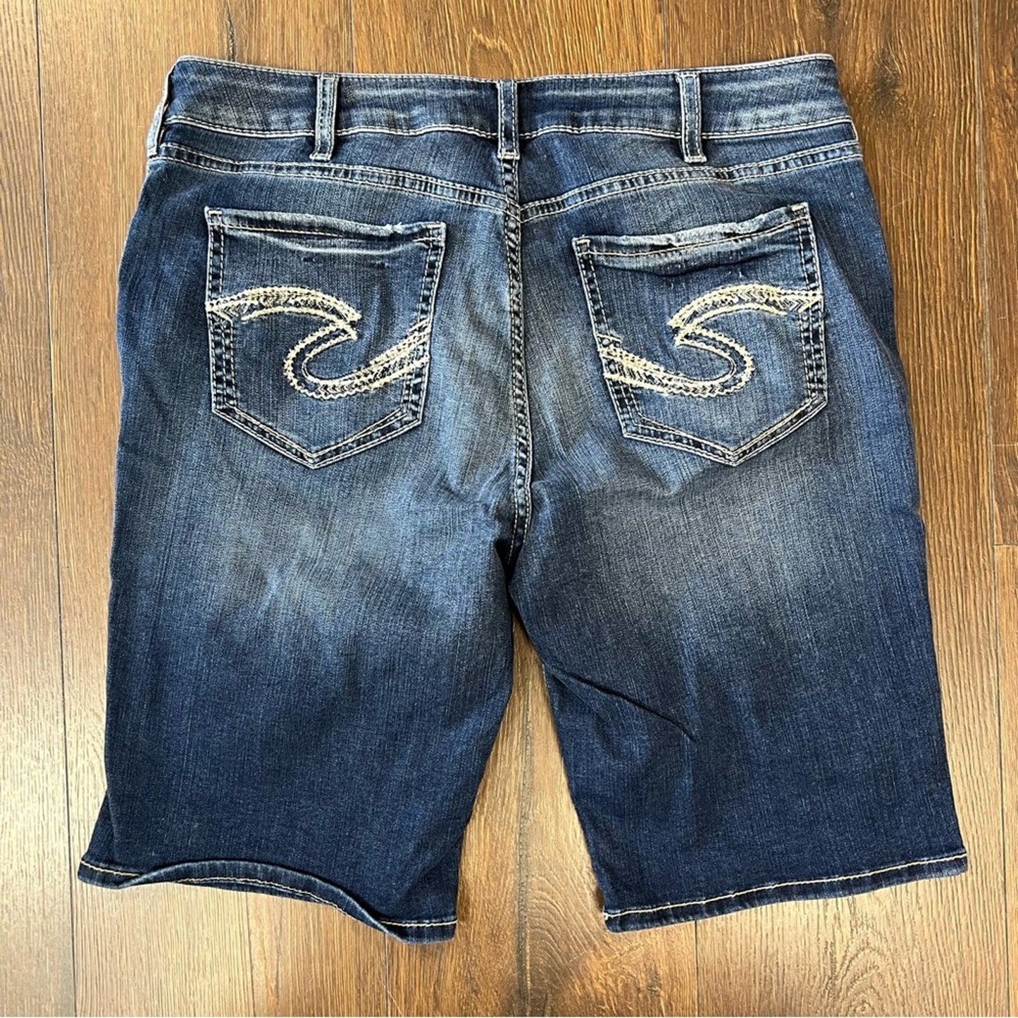 Silver jeans Bermuda shorts SZ 31/10