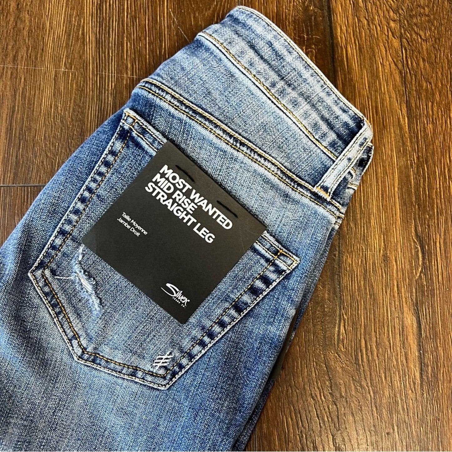 🆕 Silver Jeans Most Wanted Mid Rise Straight Leg Jeans SZ 26/2