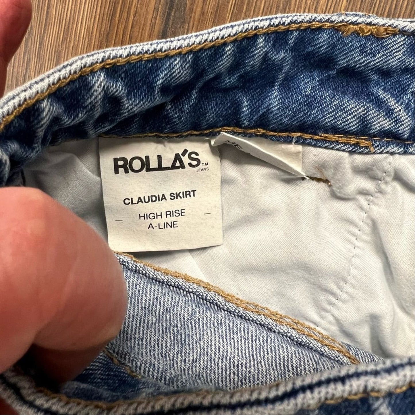 Rolla’s Claudia denim skirt in sweet stone SZ 28/6
