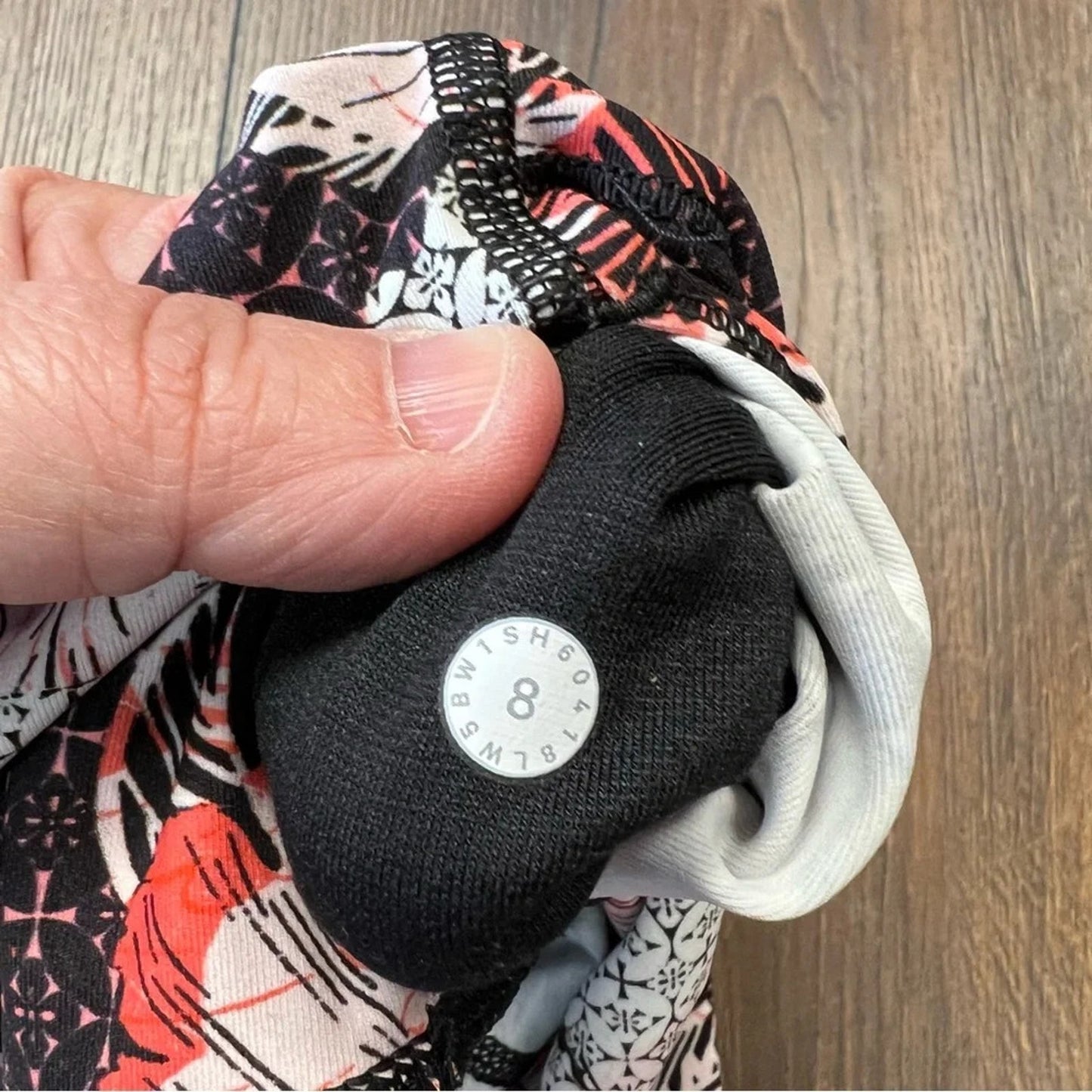 Lululemon Wunder Under Luxe Lunar Spring Floral SZ 8