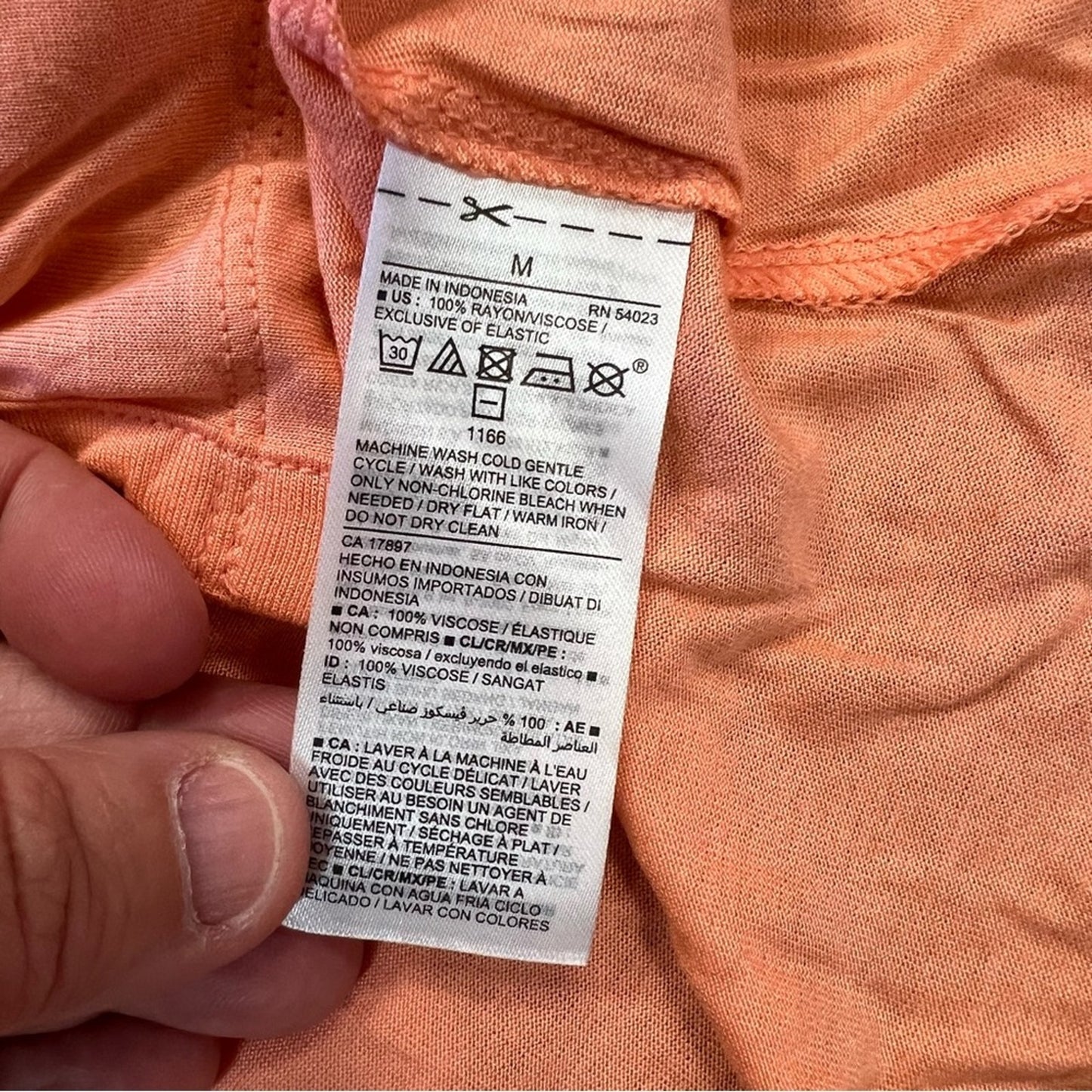 Old Navy, short sleeve Lux button front feeling peachy blouse SZ MED