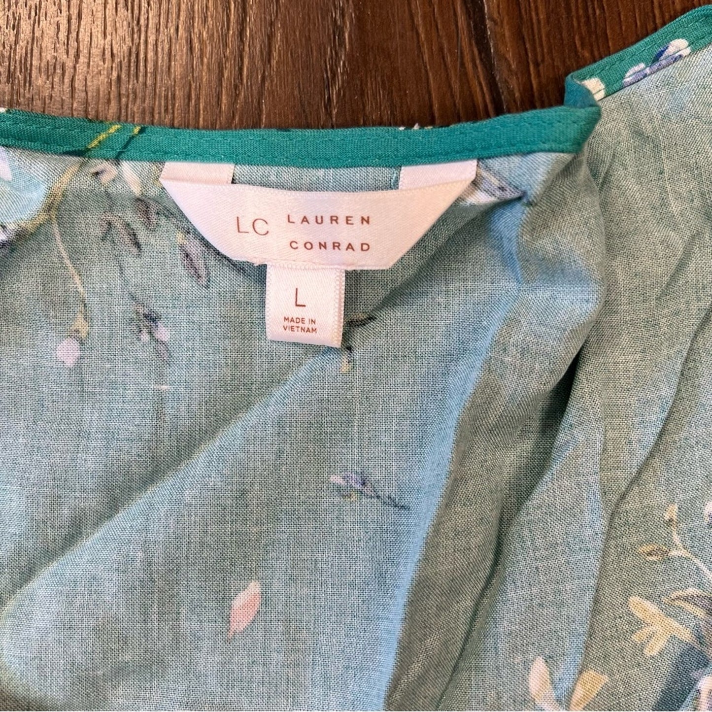 LC Lauren Conrad teal floral blouse SZ LG