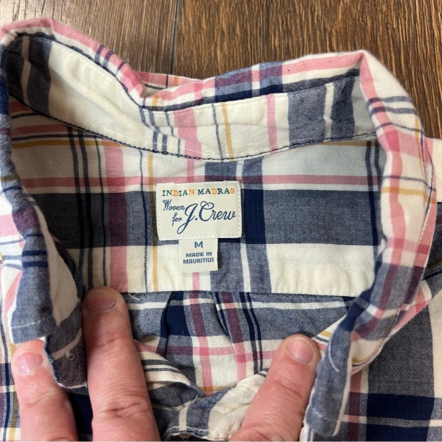 Men’s J.Crew plaid short sleeve button-down SZ MED