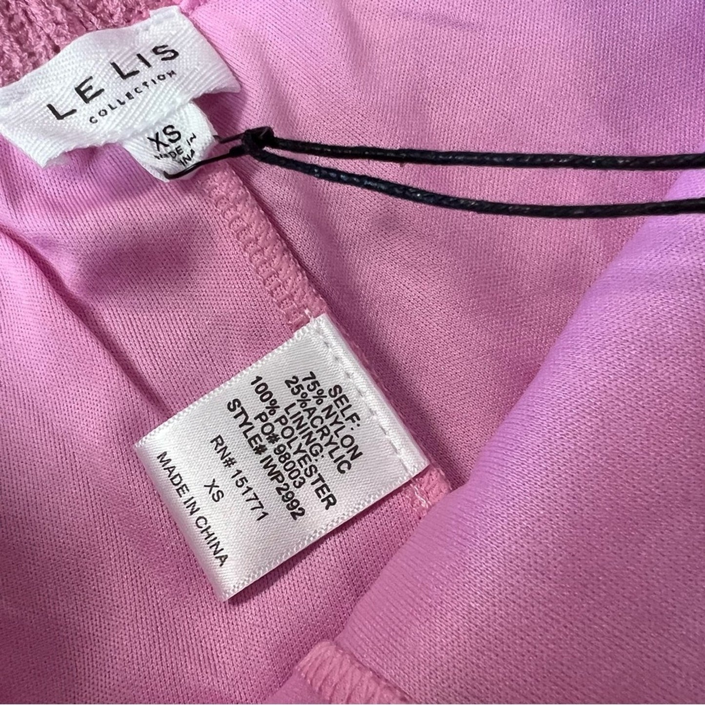 🆕 Le Lis pink sweater shorts SZ XS