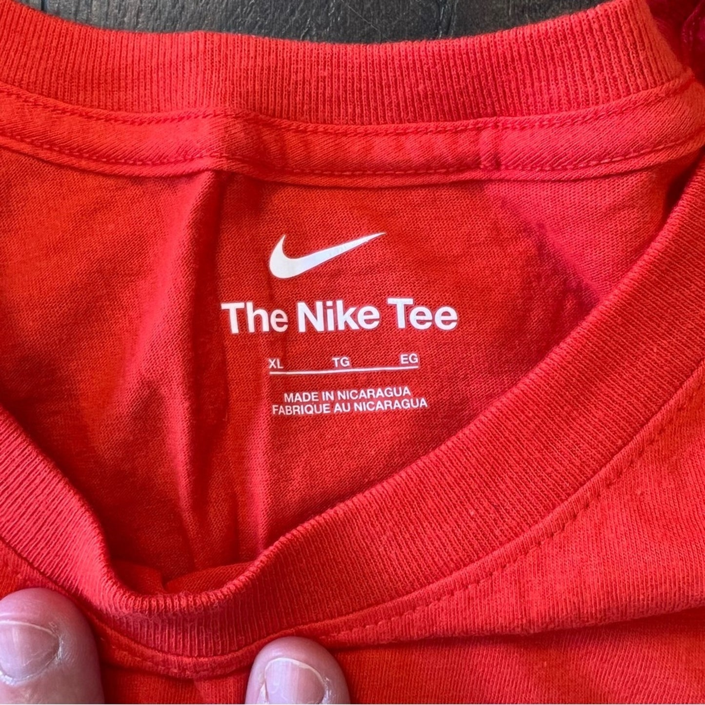 ๐ Menโs orange Nike tee SZ XL