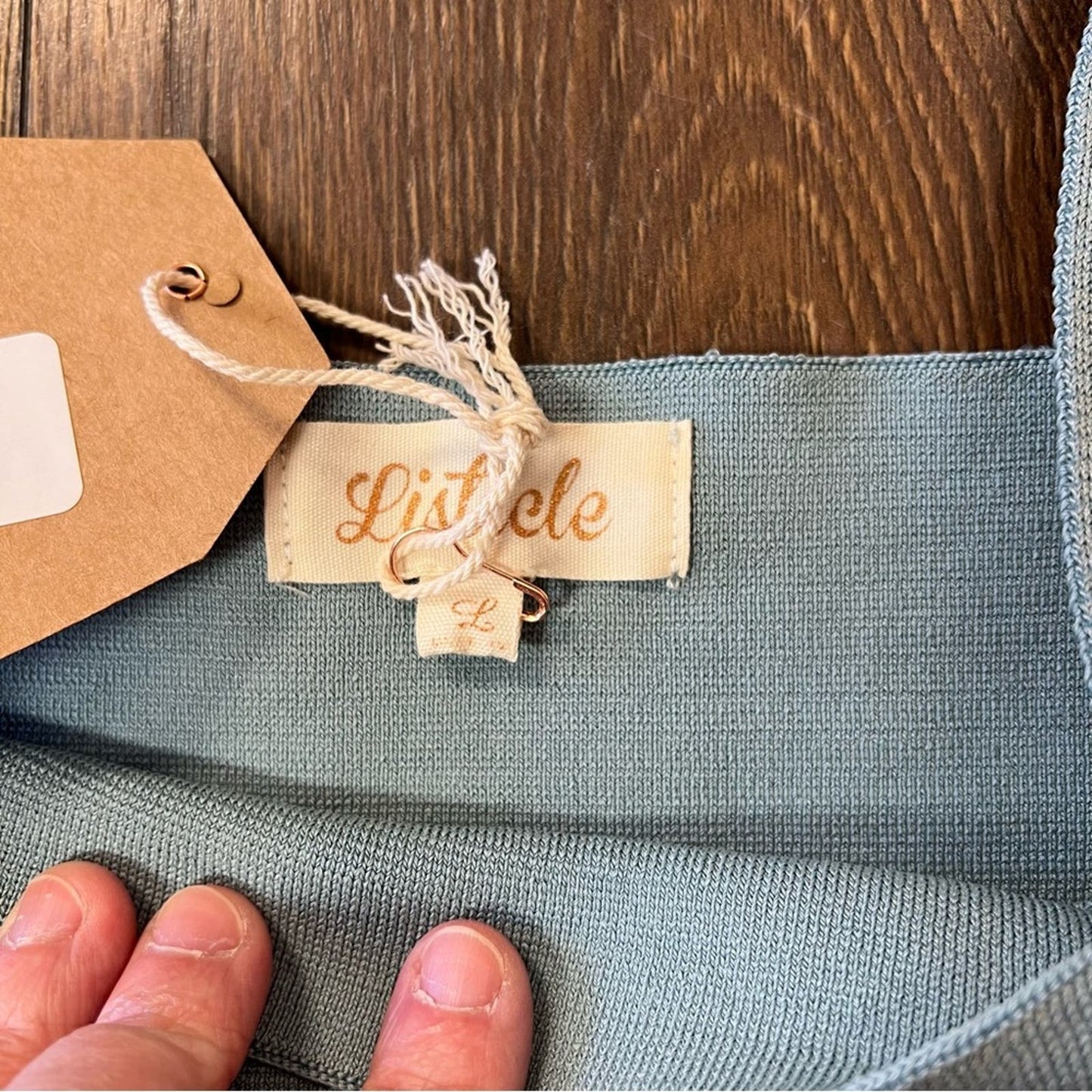 🆕 Listicle Sky Blue Level Up Brami SZ LG