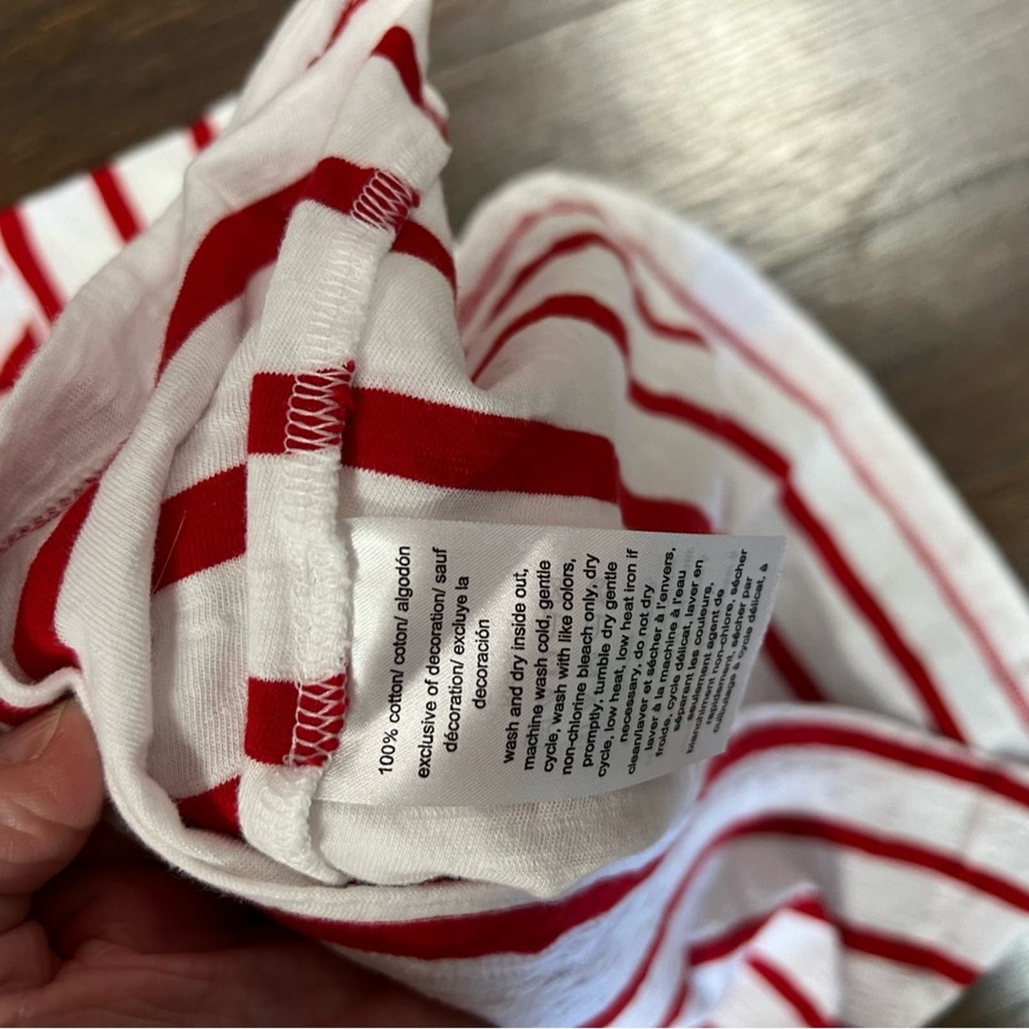 Tommy Hilfiger red striped pocket tee SZ SM