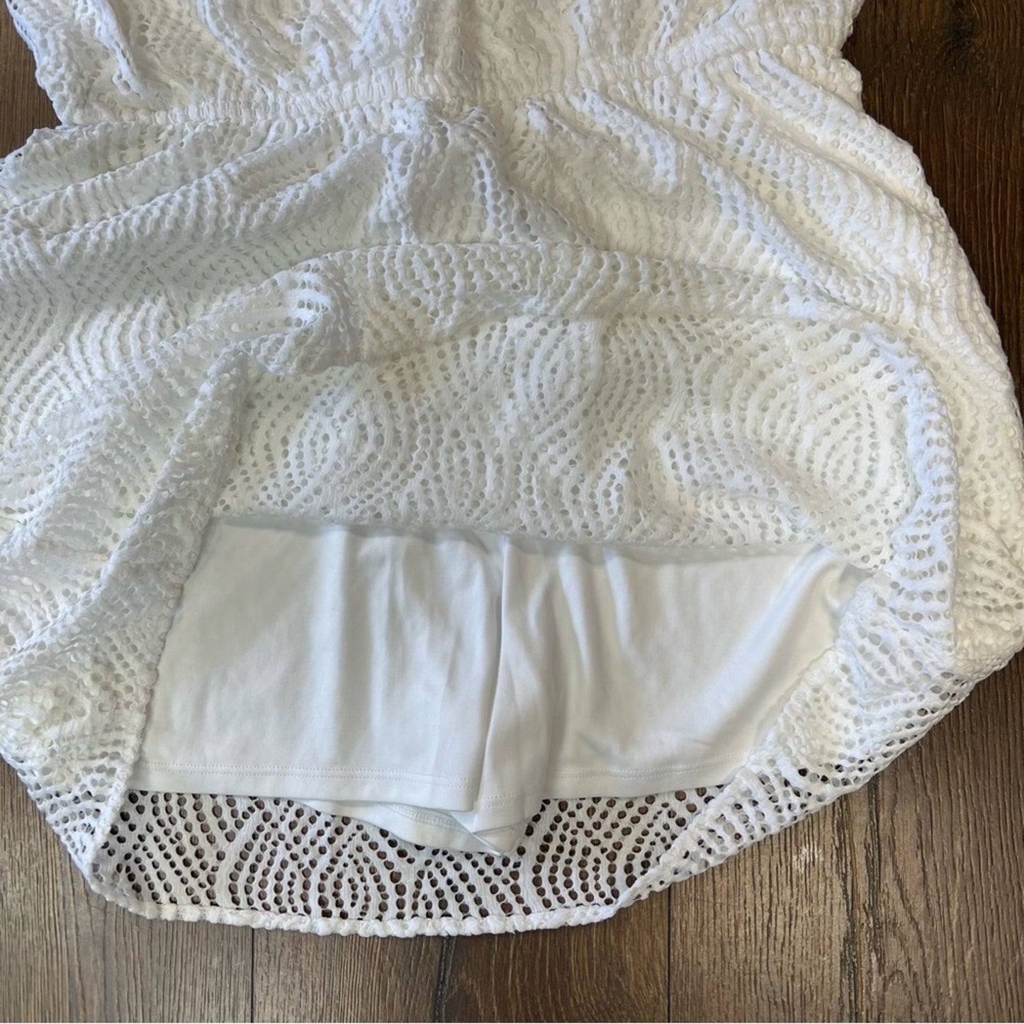 🆕 Lilly Pulitzer Alessa Romper in White Flowing Leaf Lace SZ LG
