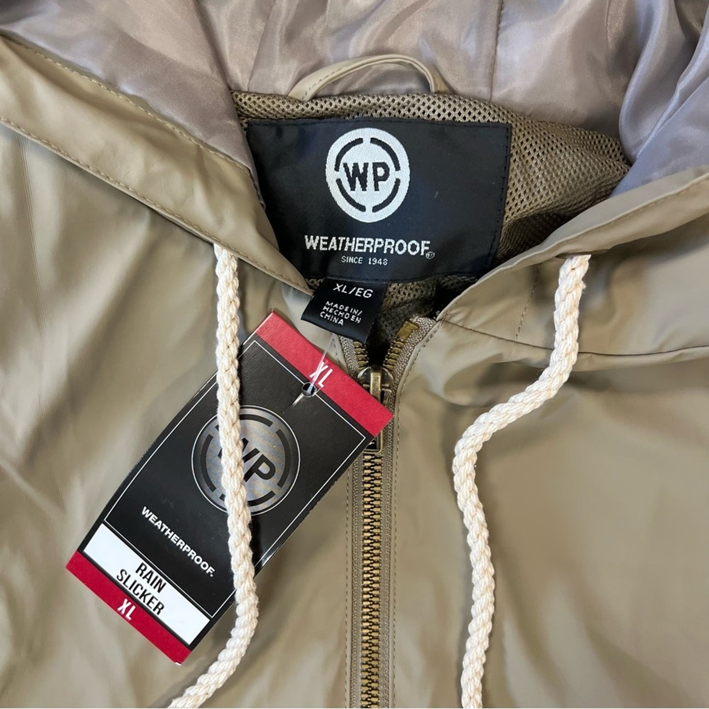 ๐ Menโs Weatherproof rain slicker SZ XL