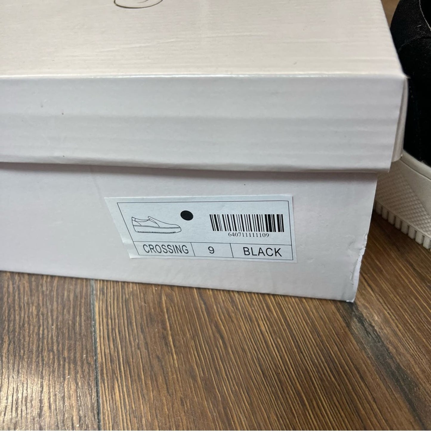🆕 Mata Boutique black phoebe sneakers
SZ 9