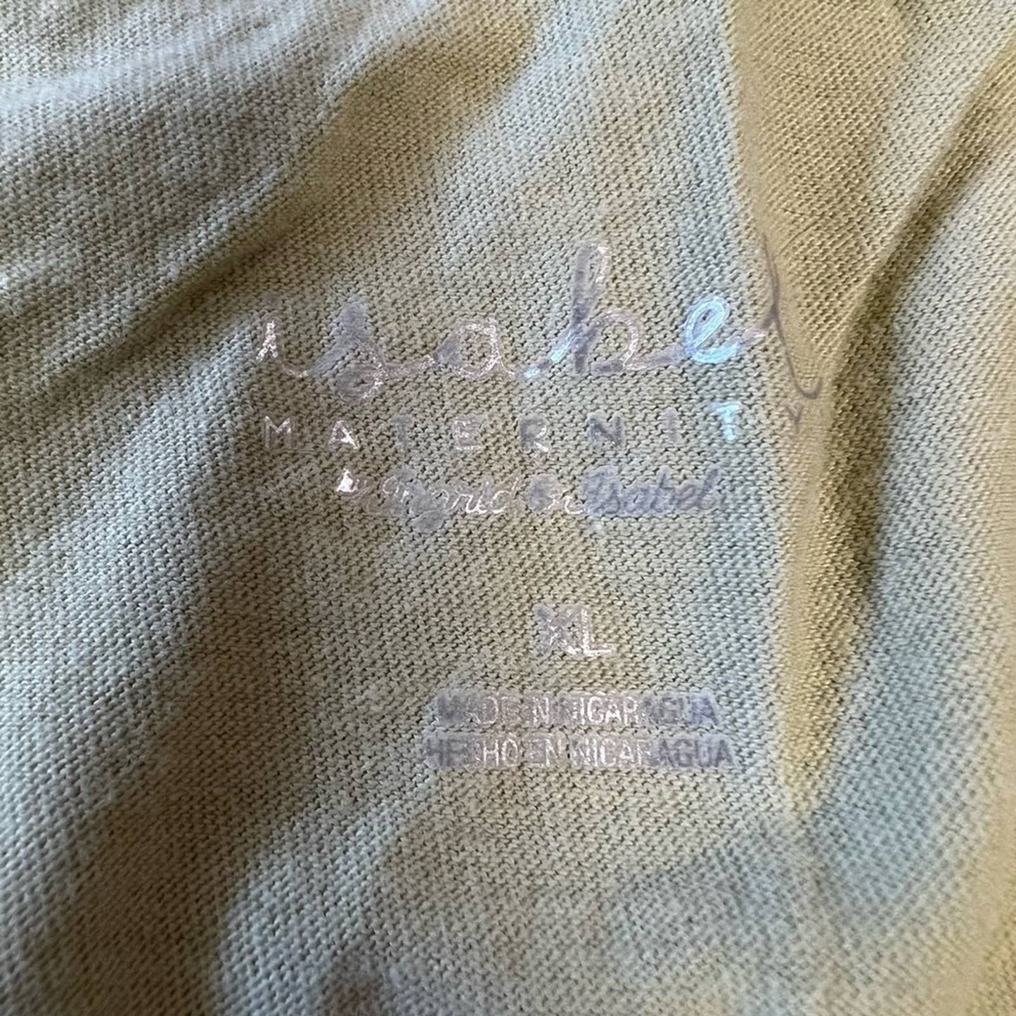 Isabel maternity shirt SZ XL