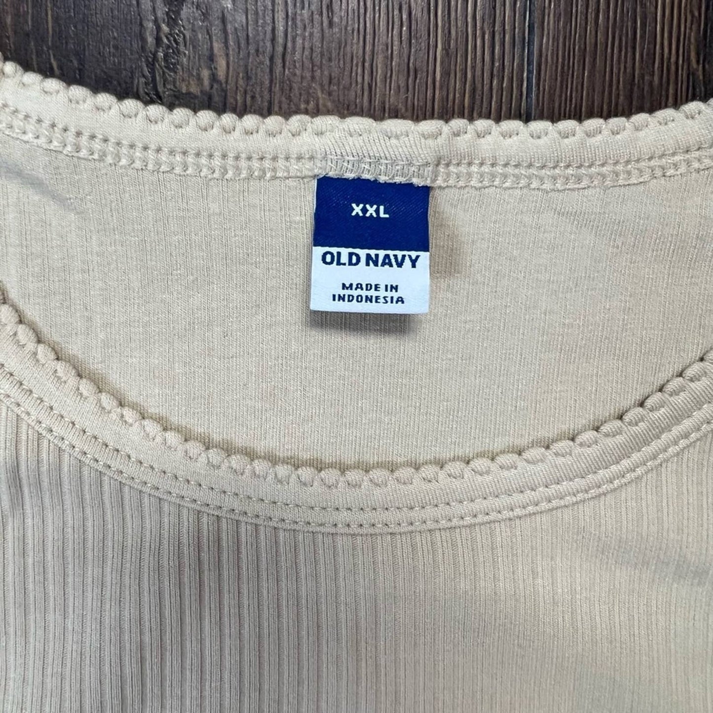 🆕 Old Navy cropped tee SZ XXL