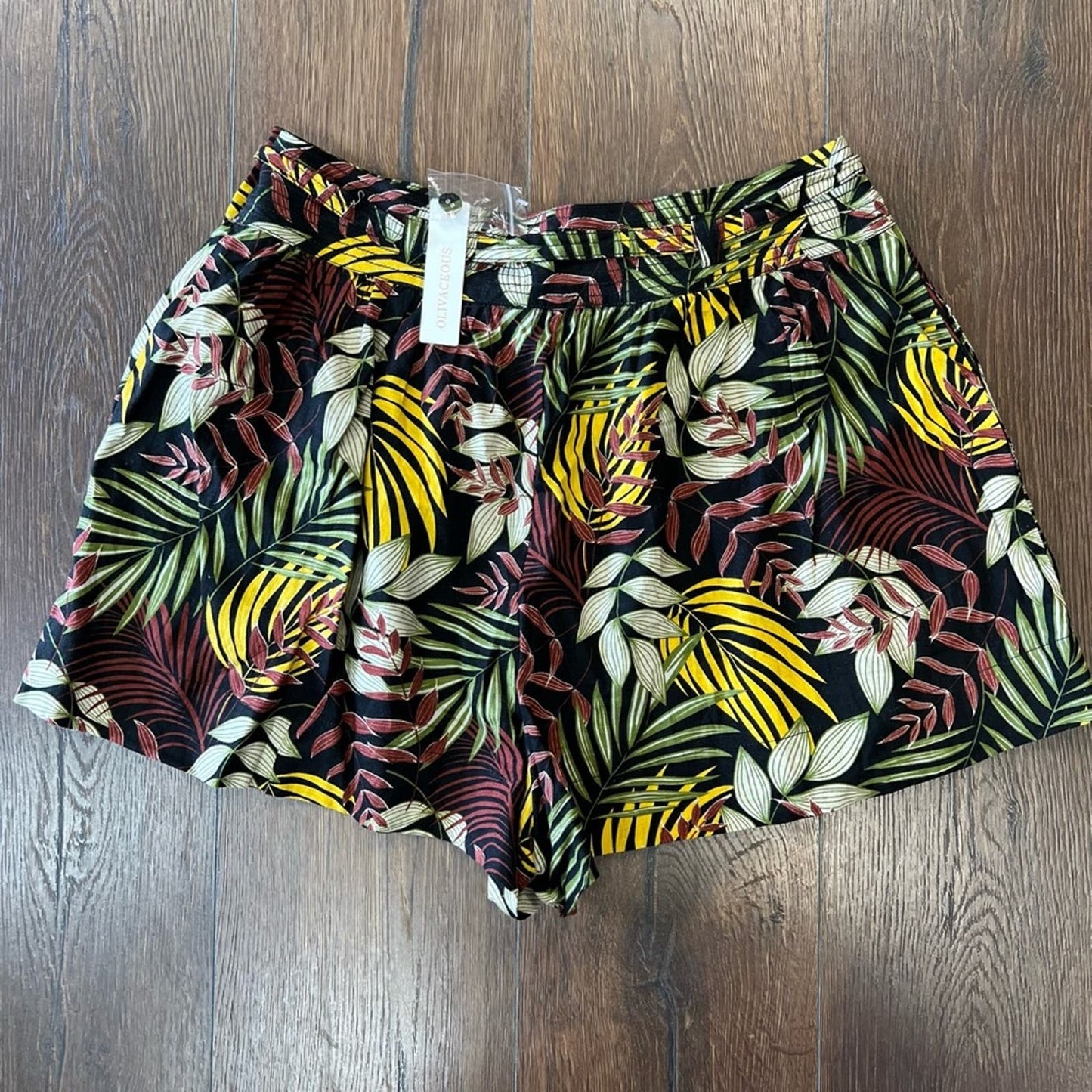 🆕 Olivaceous floral short SZ LG