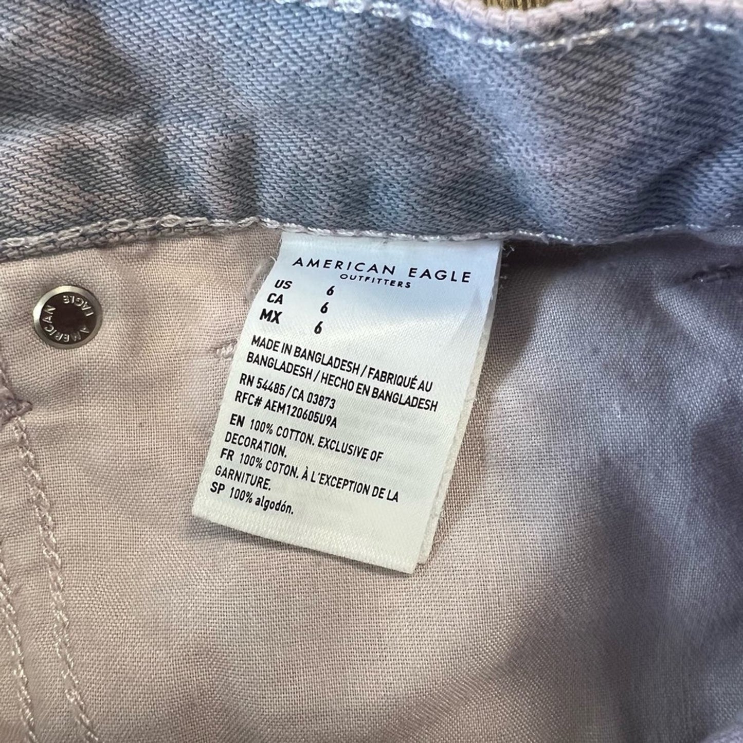 American Eagle mom short SZ 6