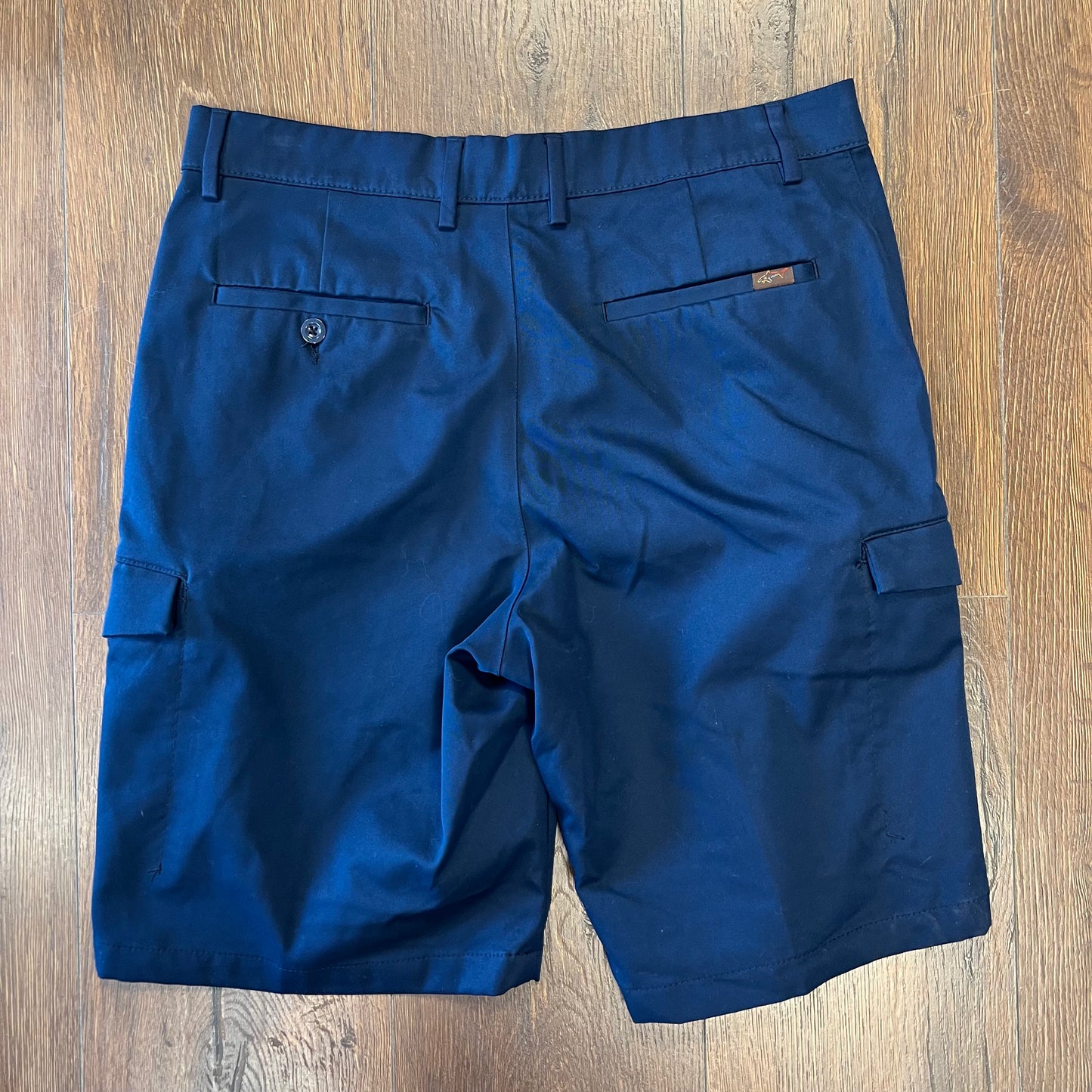 Greg Norman gold shorts SZ 30