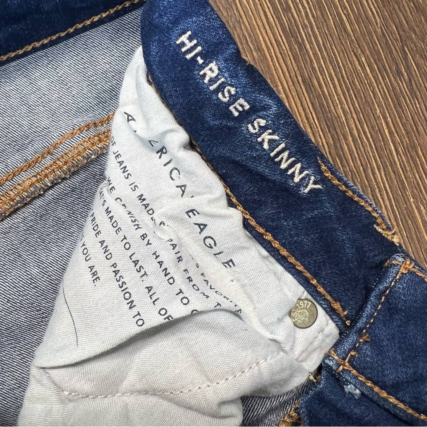 American Eagle high rise skinny SZ 8