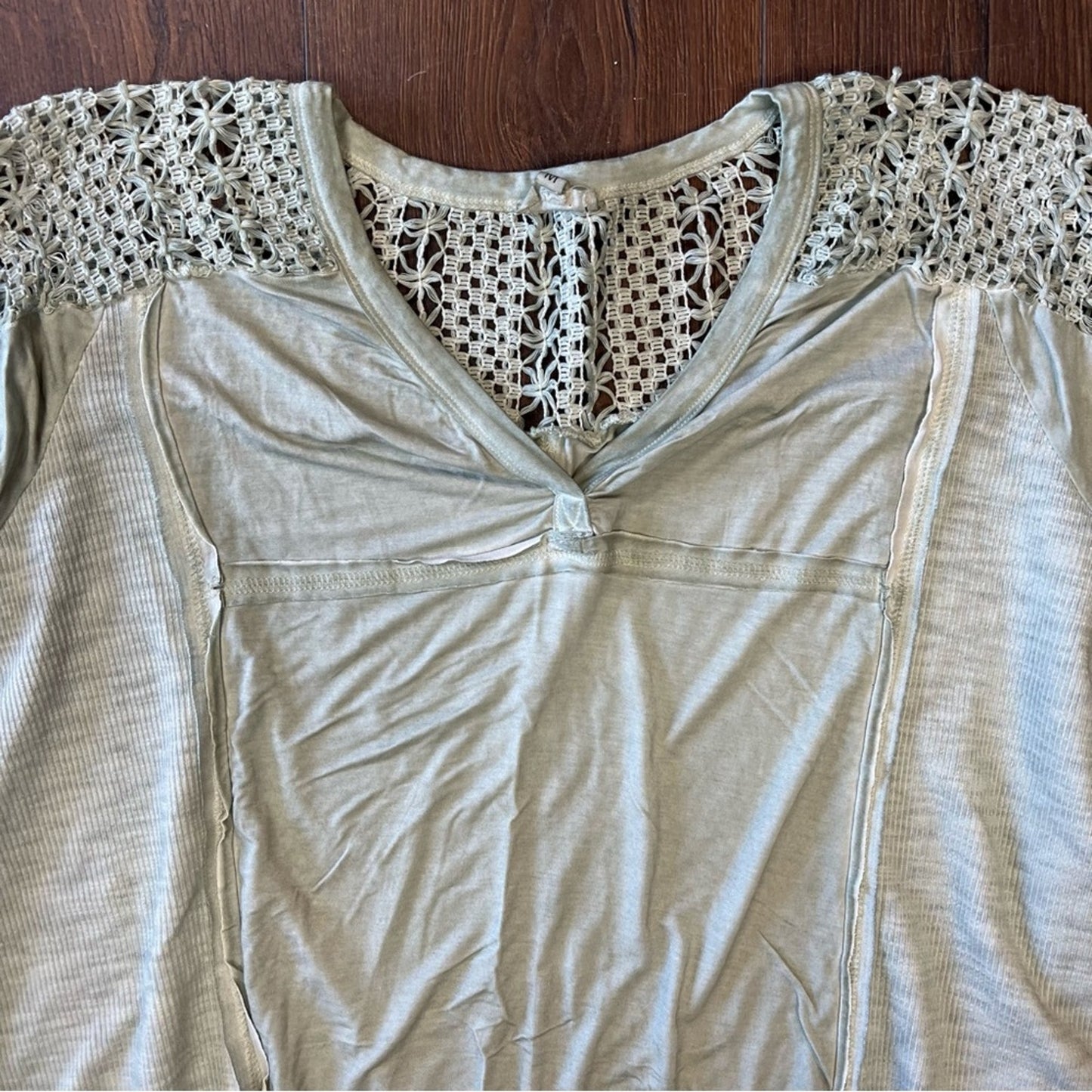 POL Boho crochet sleeve top SZ MED
