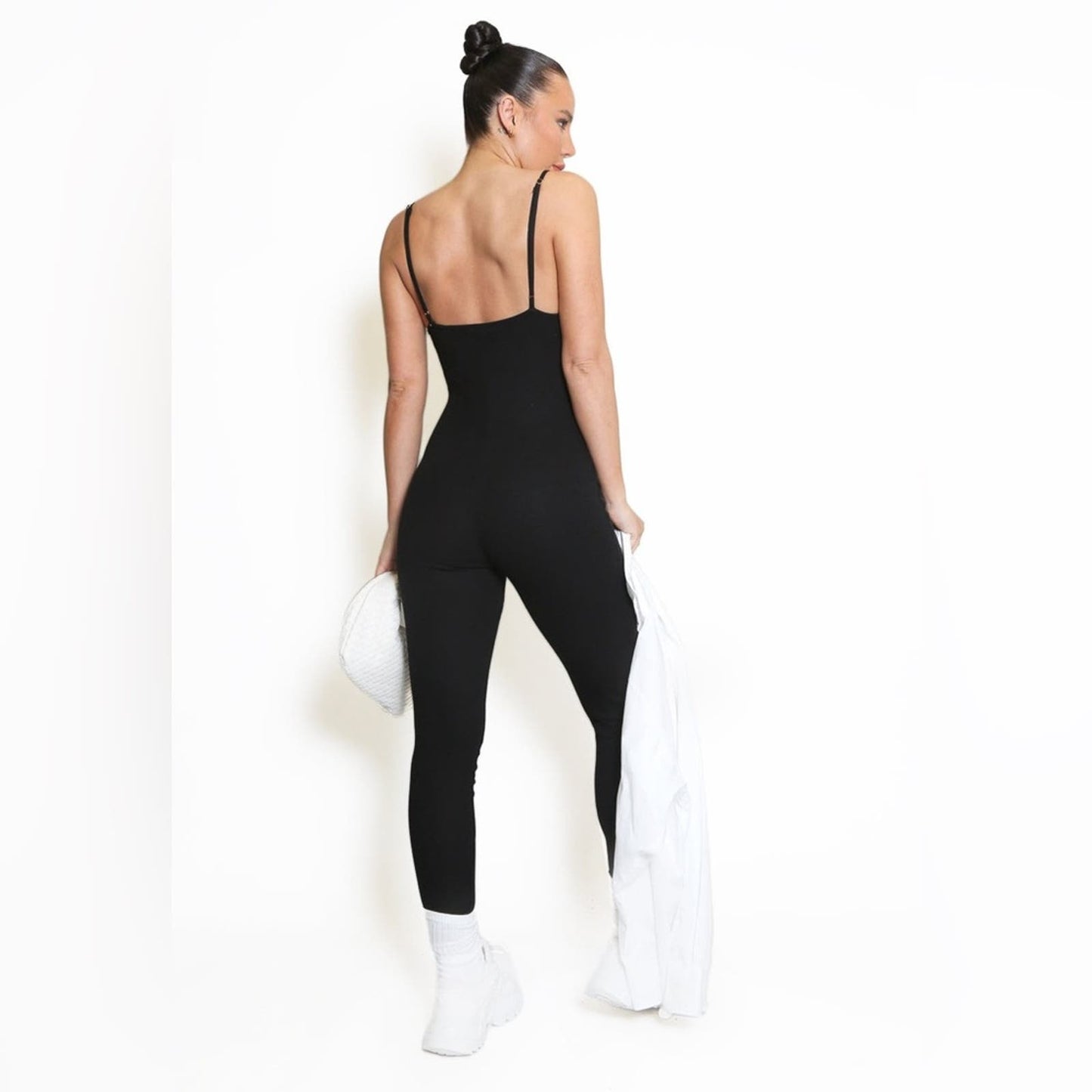 Viral Strappy Seamless Jumpsuit SZ MED