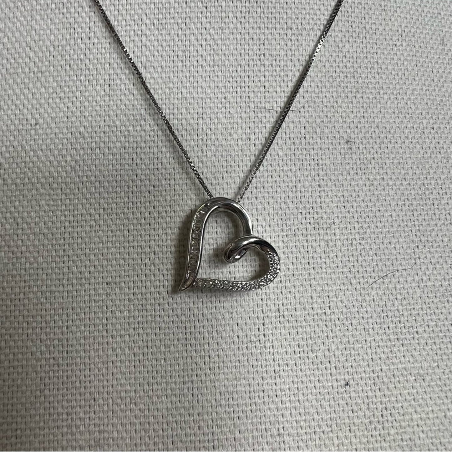 Sterling heart necklace 
Stamped 925