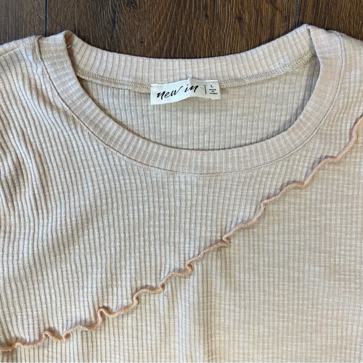 New In Tan Ruffle Tee SZ LG