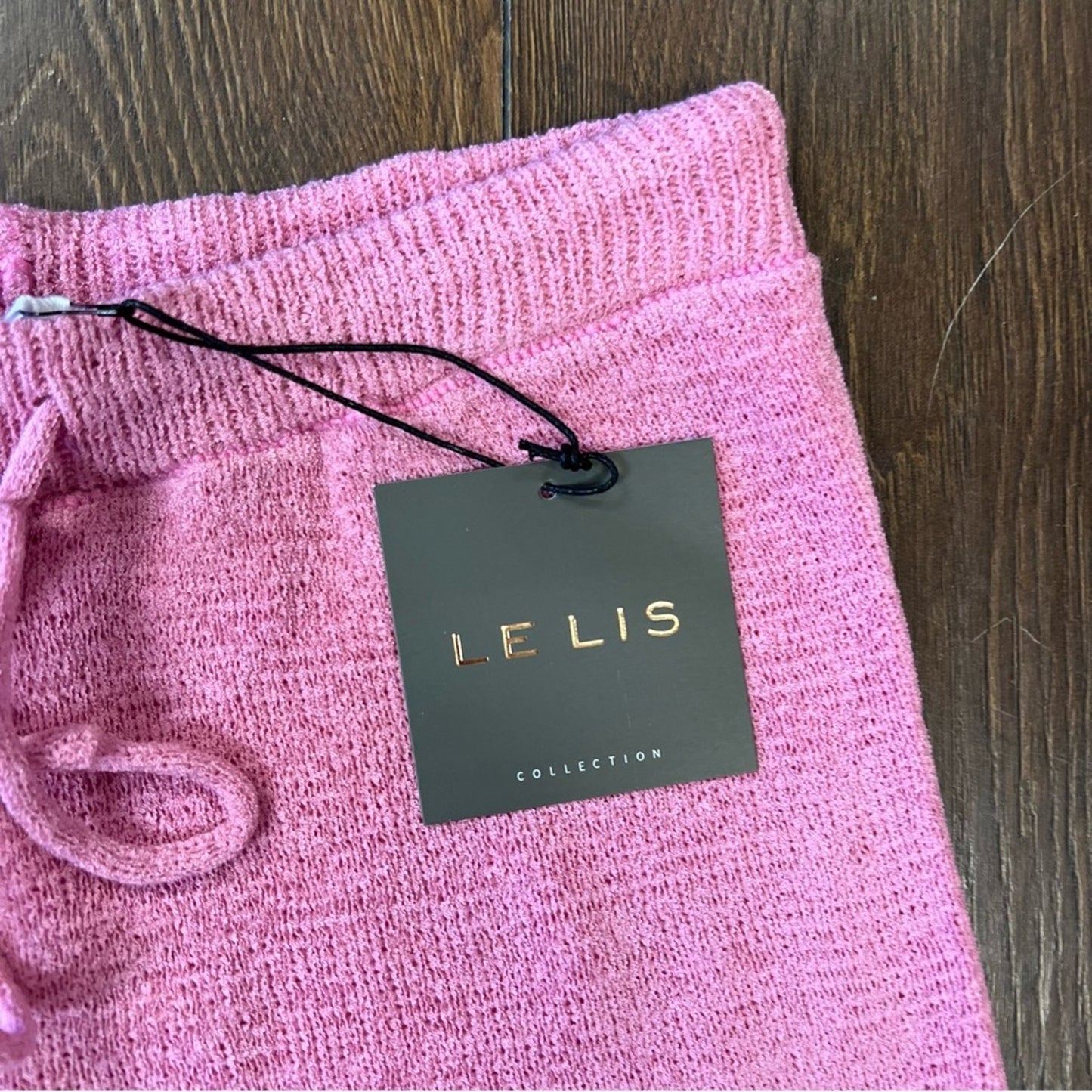 🆕 Le Lis pink sweater shorts SZ XS