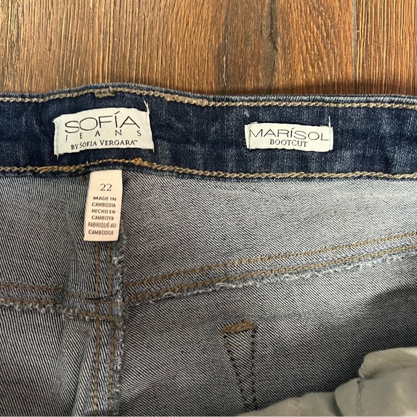 🆕 Sofia Jeans Women's Marisol Bootcut Mid Rise Jeans SZ 22
