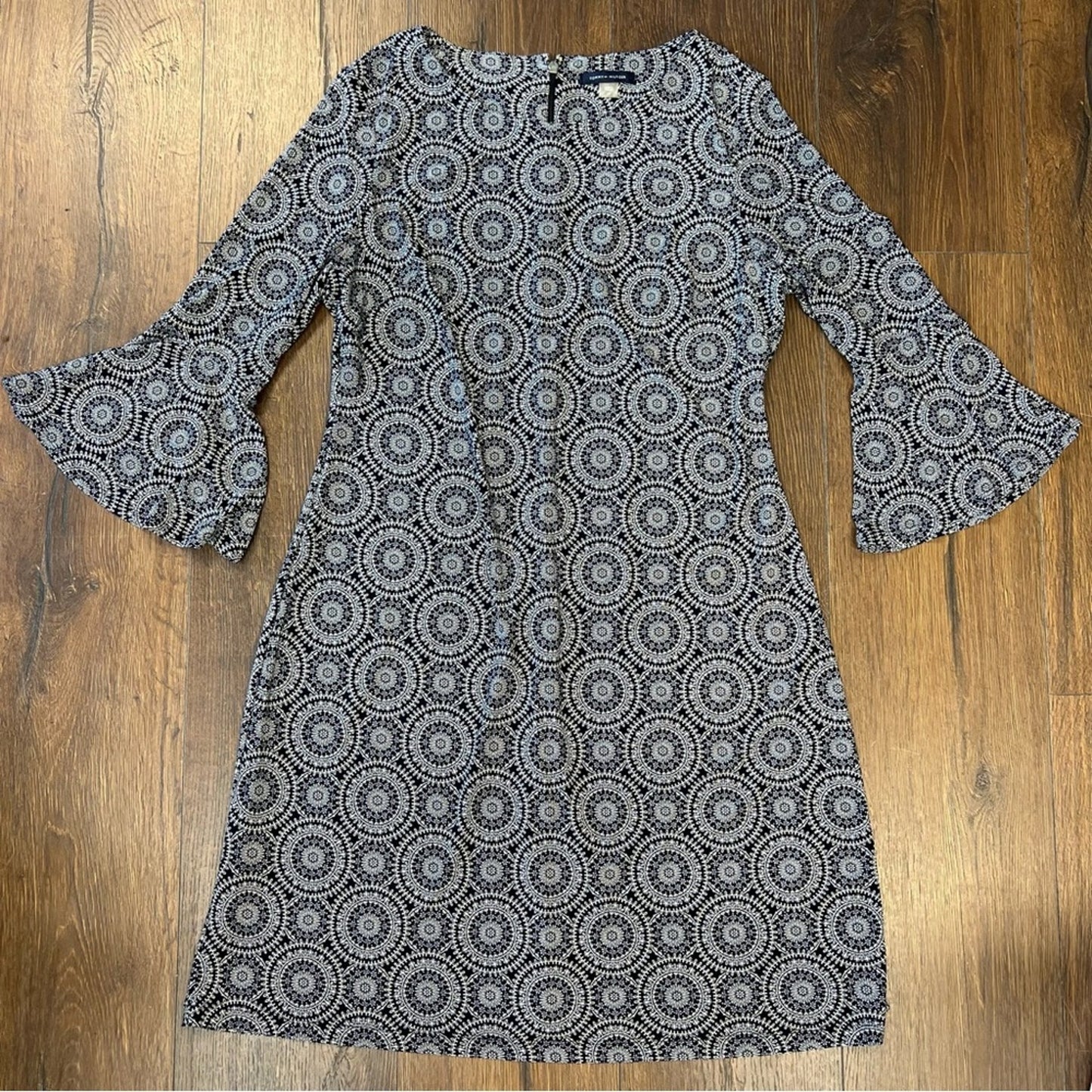 Tommy Hilfiger bell sleeve dress SZ 10