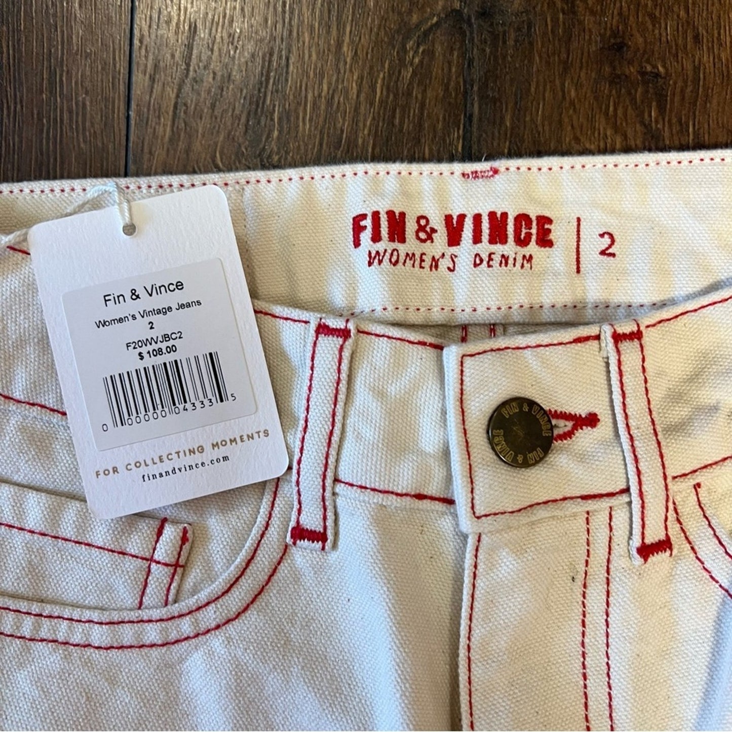 🆕 Fin & Vince ivory with red thread vintage jeans SZ 2