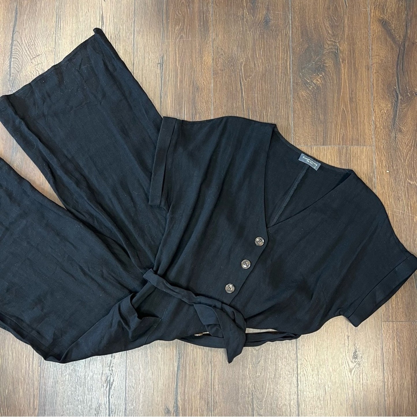 Sweet Lovely black linen blend romper SZ LG