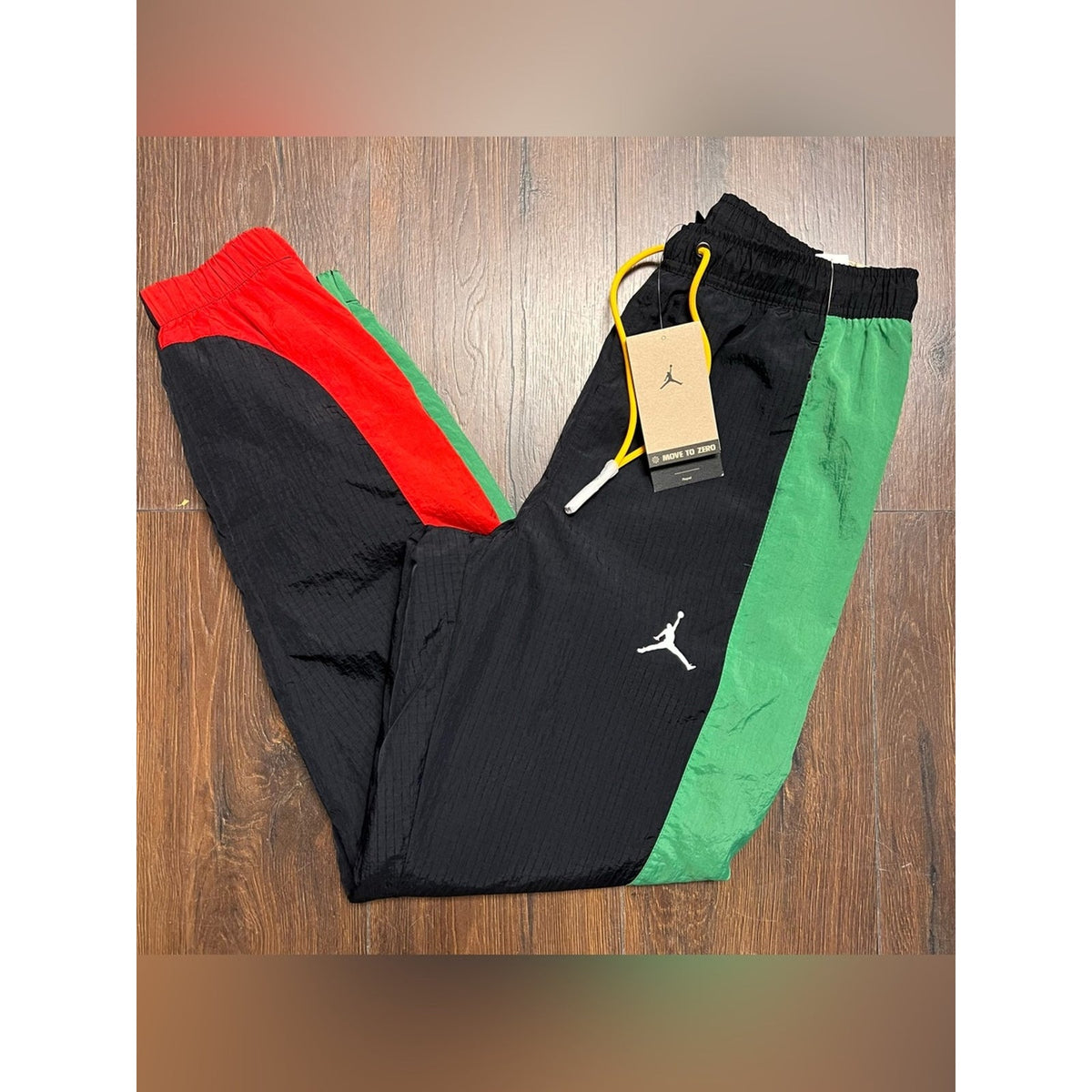 🆕 Men’s Jordan Quai 54 Men's Track Pants Red/Green SZ SM