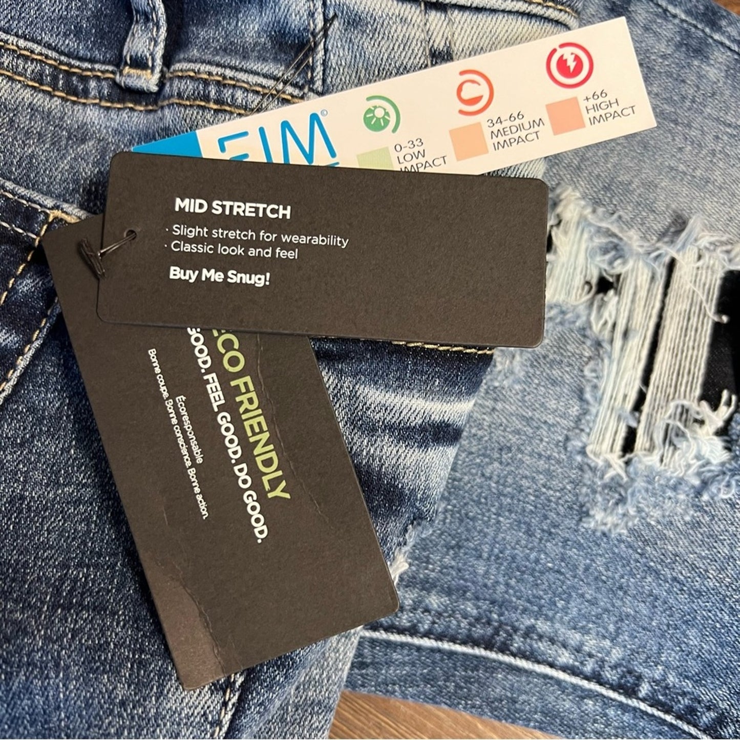 🆕 Silver Jean midrise slim leg boyfriend Jean
SZ 26/2