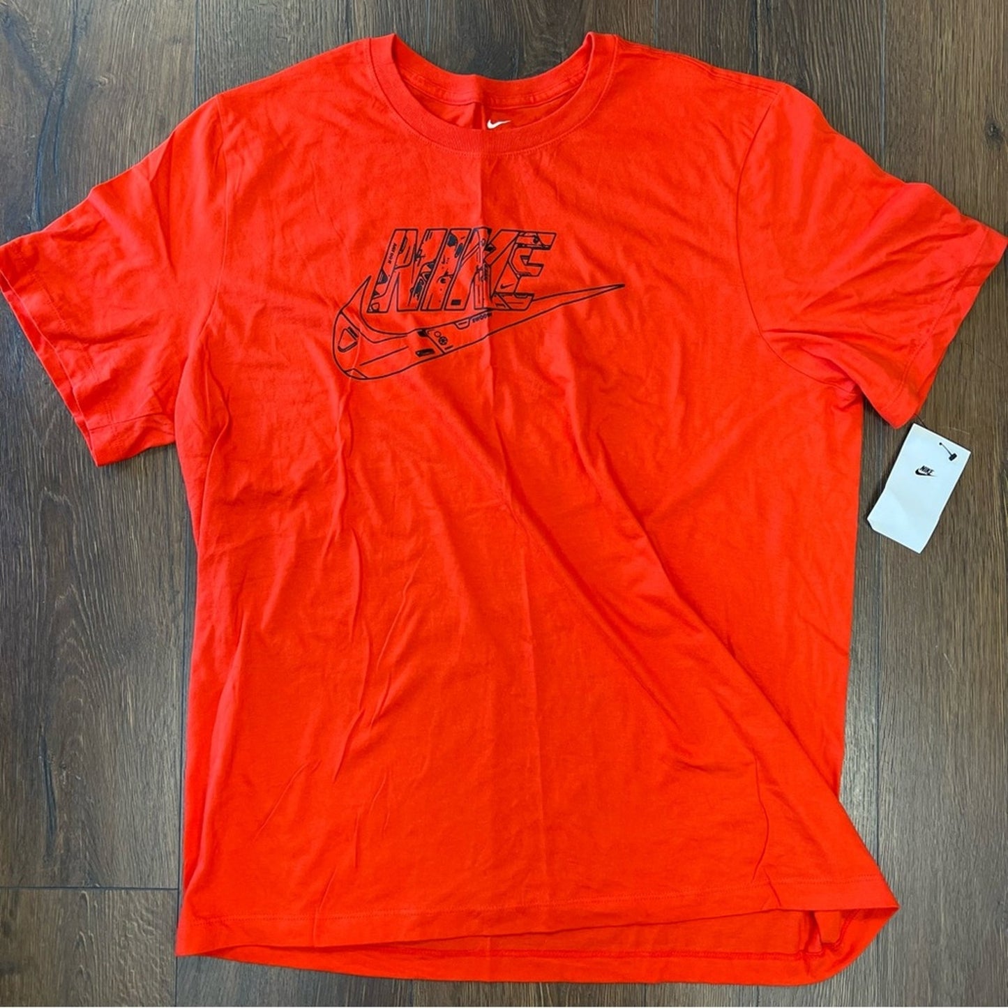 🆕 Men’s orange Nike tee SZ XL