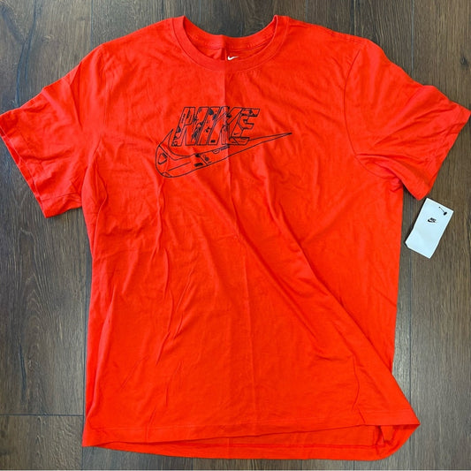 🆕 Men’s orange Nike tee SZ XL