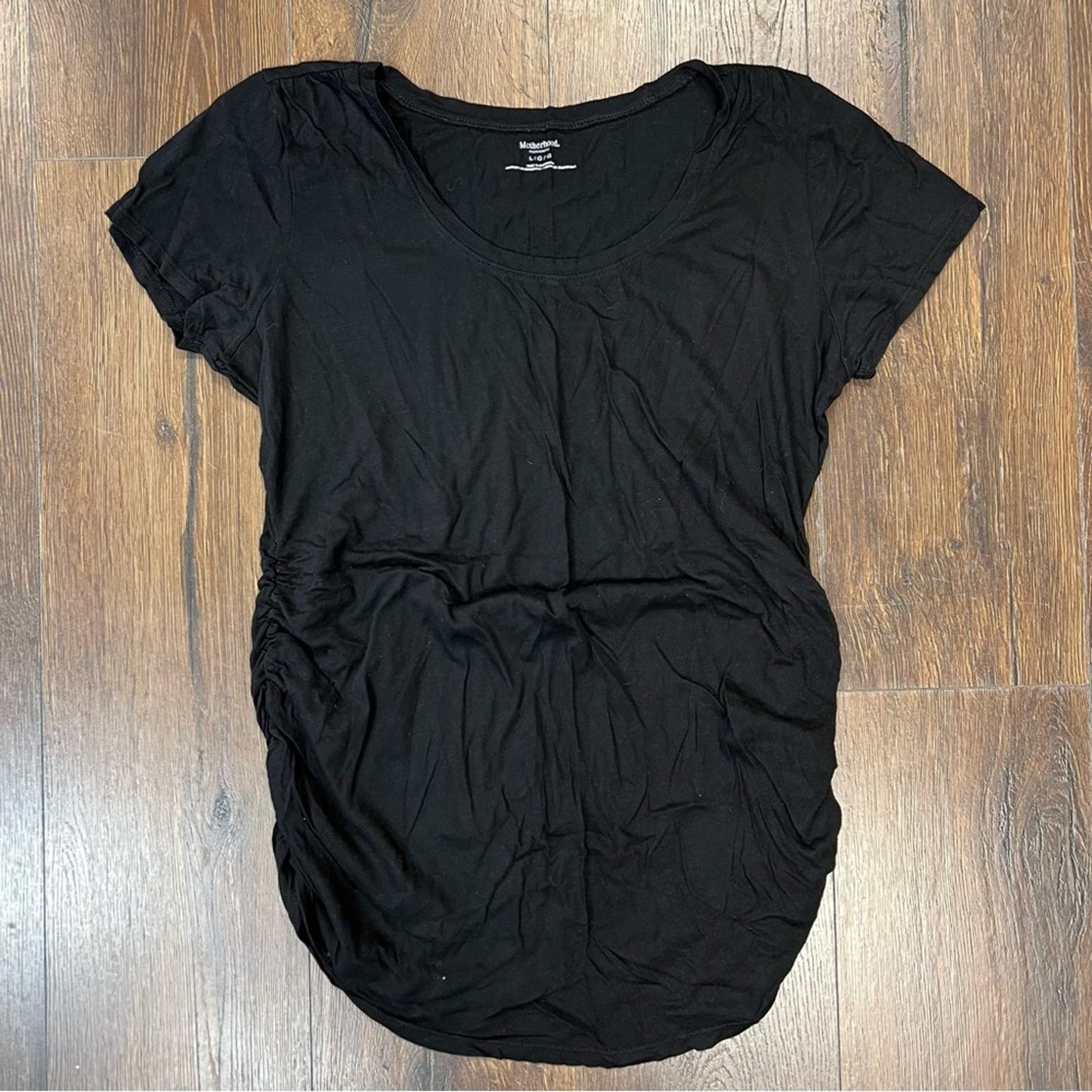 Motherhood maternity scoop neck tee SZ LG