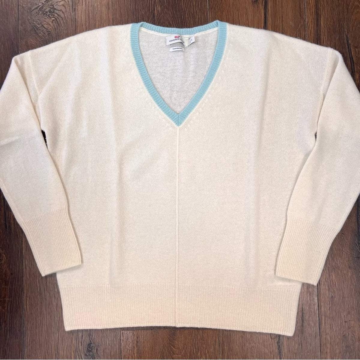 Vineyard Vines Seaspun Cashmere V Neck Cream/Blue Sweater SZ SM