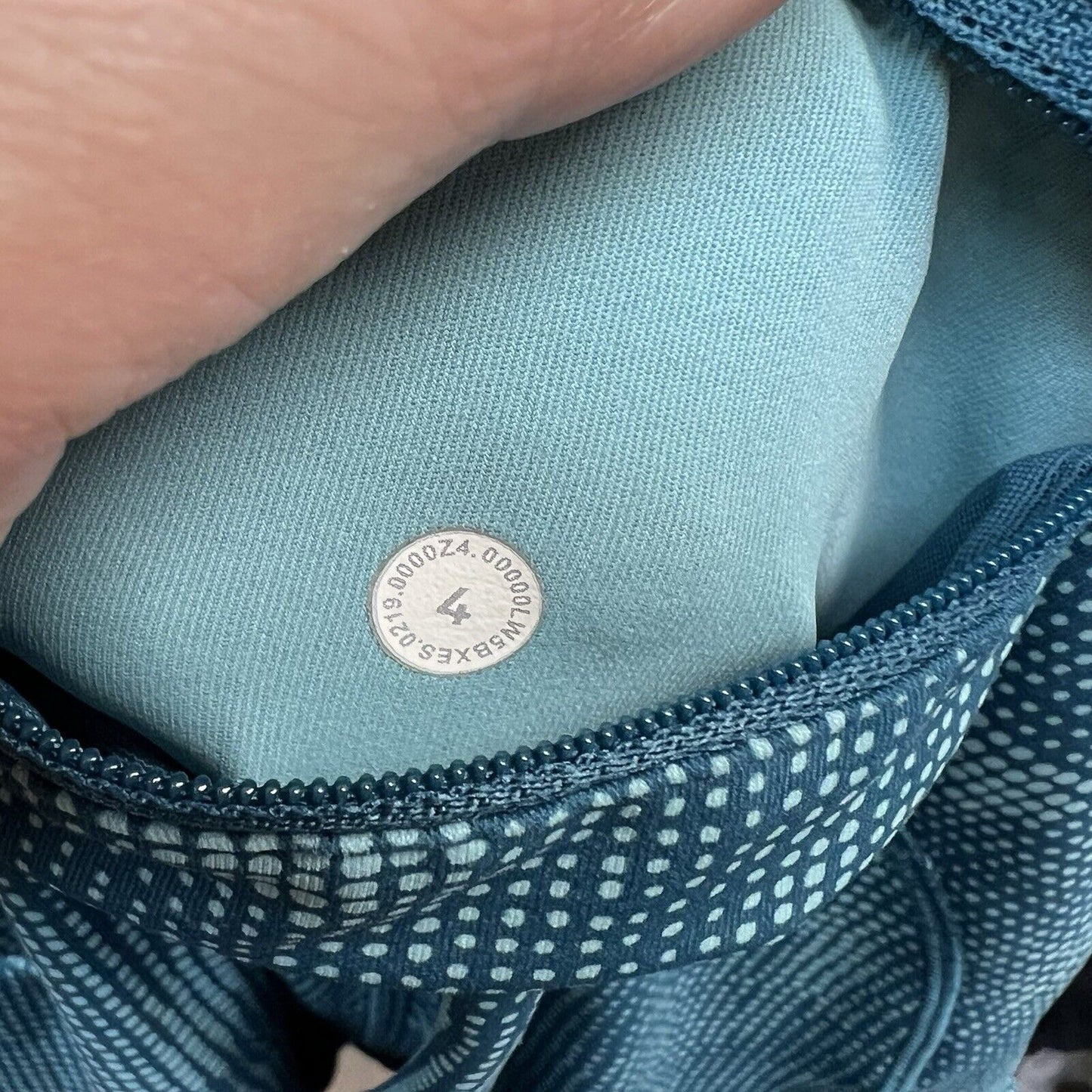 Lululemon Speed Up Tight 28"Illusion Tidal Teal Bermuda Teal SZ 4
