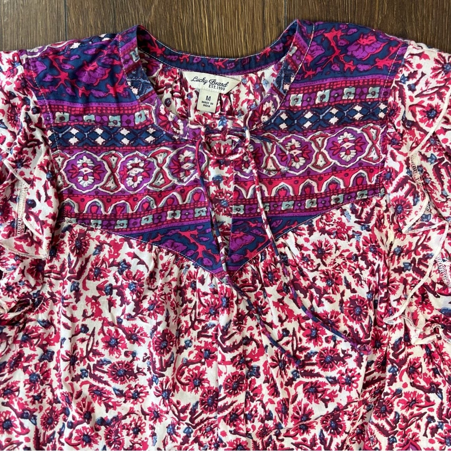 Lucky Brand Flutter Sleeve Top SZ MED