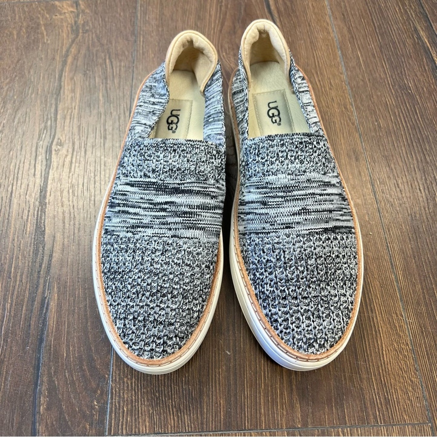 UGG Sammy HYPER Weave Sneaker SZ 6