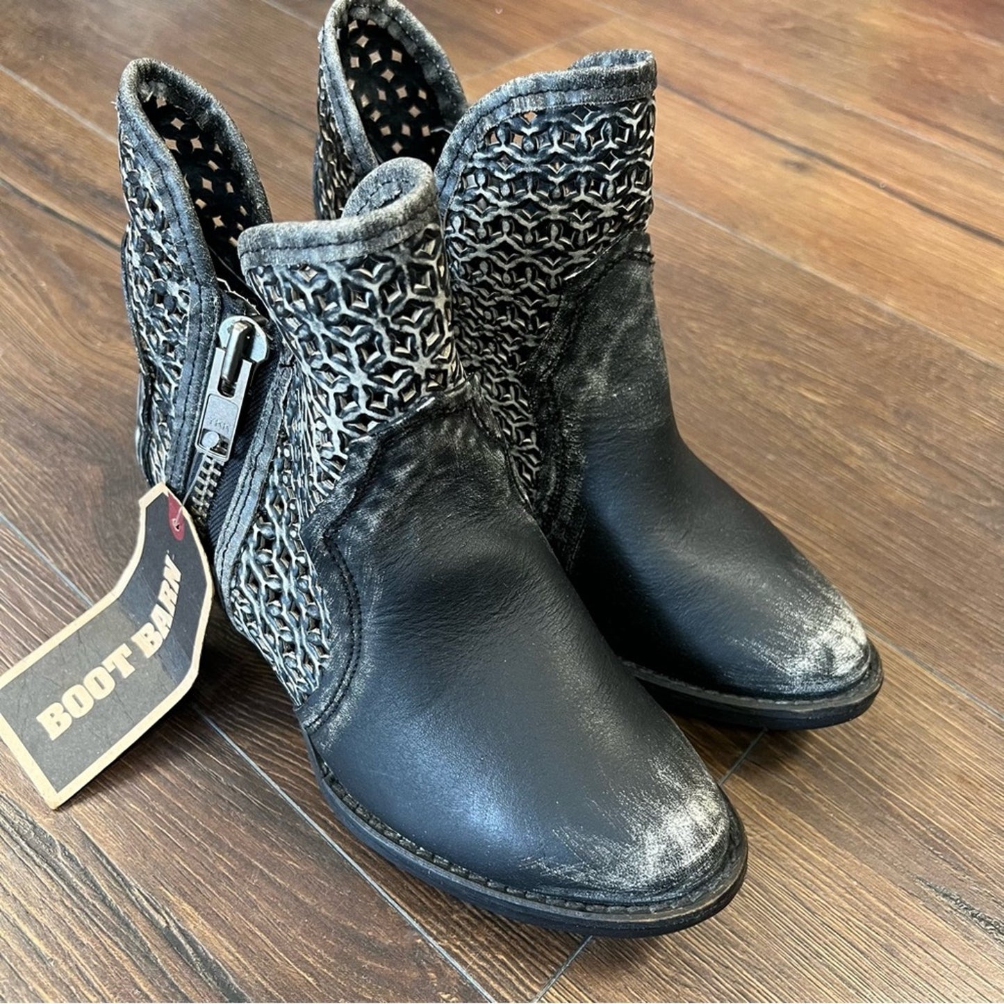 🆕 boot barn Circle G laser cut out ankle western boots SZ 6.5