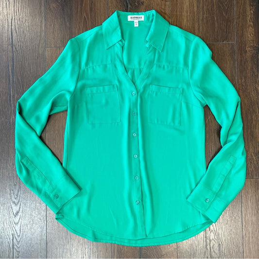 Express “the portfolio shirt” in green SZ XS