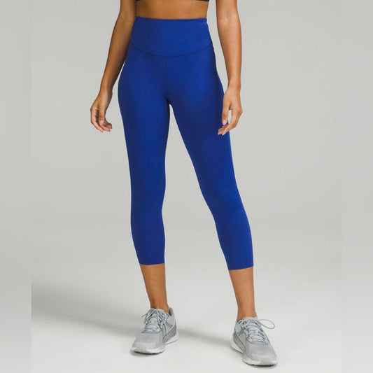 🆕 Lululemon Base Pace High-Rise Crop
23" *Brushed Nulux Psychic SZ 6