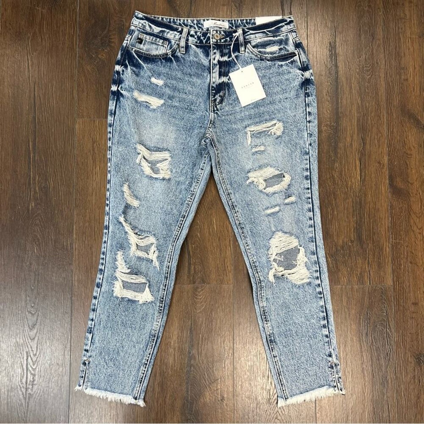 🆕 KanCan Collie High Rise‎ Distressed Mom Jean SZ 11/29