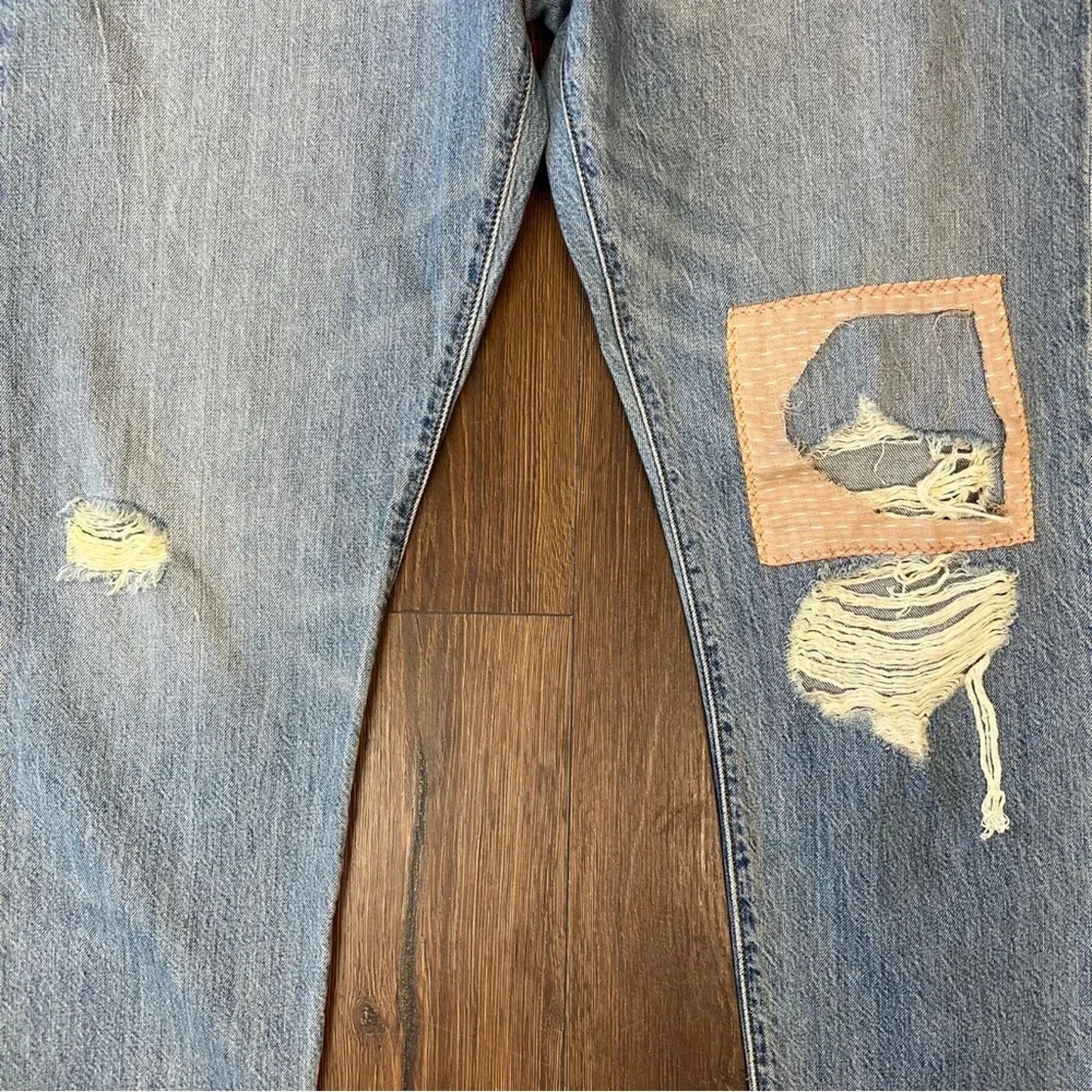 Levi’s 501 original fit light‎ wash patchwork jean SZ 32/12