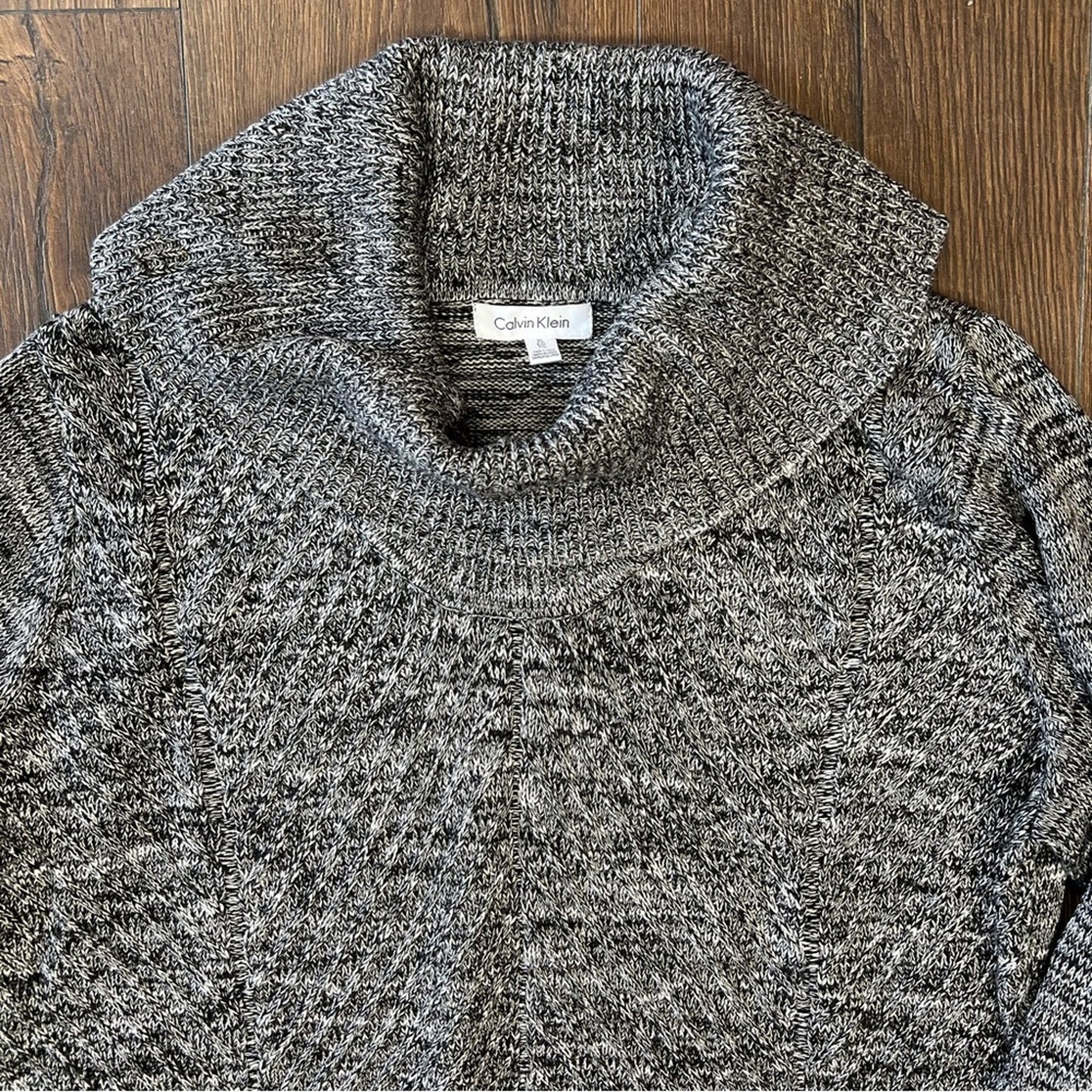 Clavin Klein cowlneck sweater SZ XL