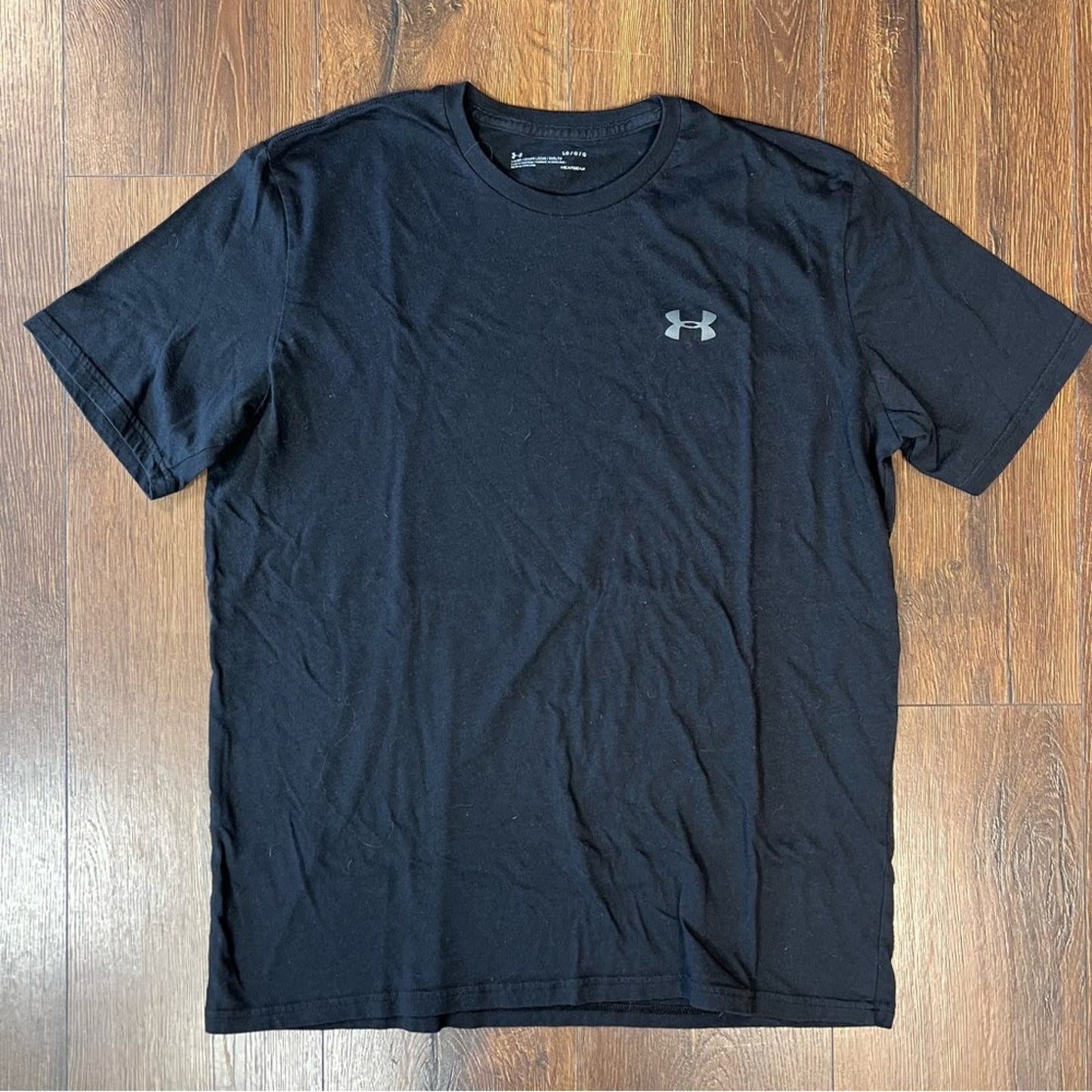 Under Armour loose fit cotton tee SZ LG