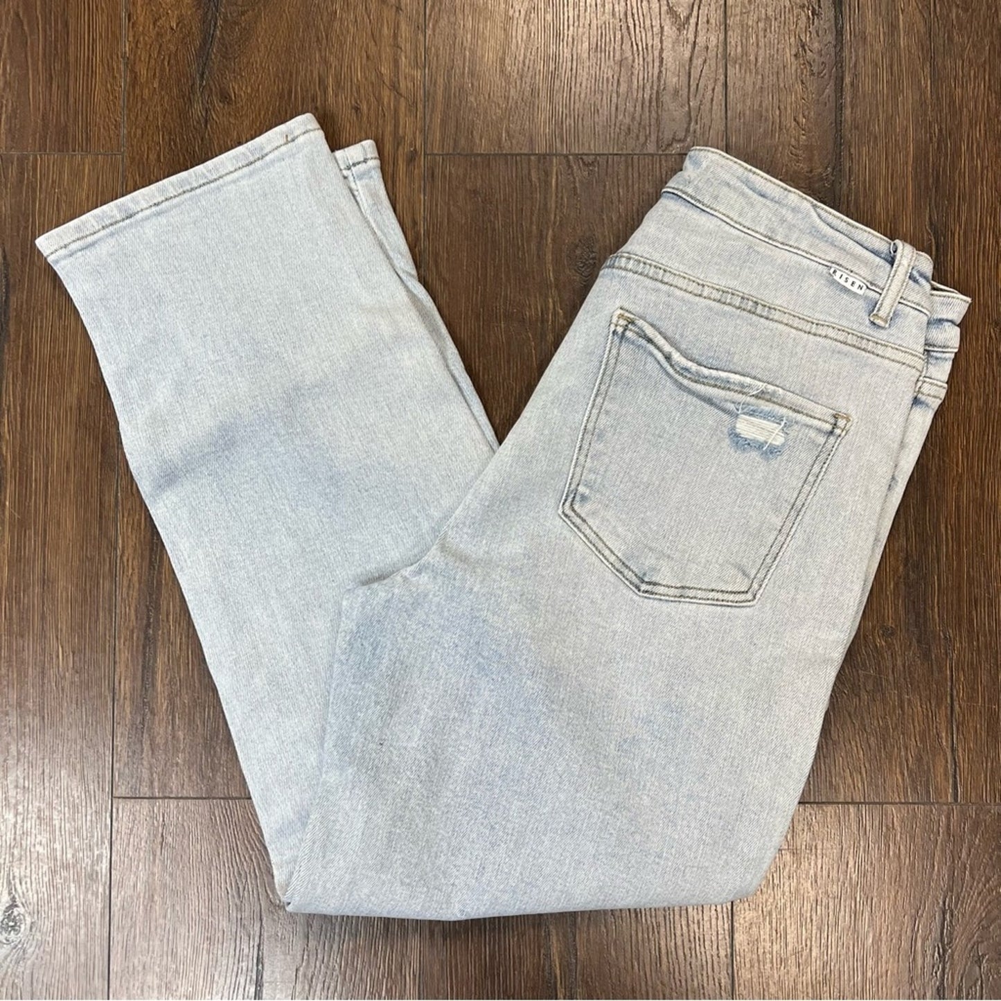 Risen Jean light wash distressed straight‎ leg Jean SZ 13/31