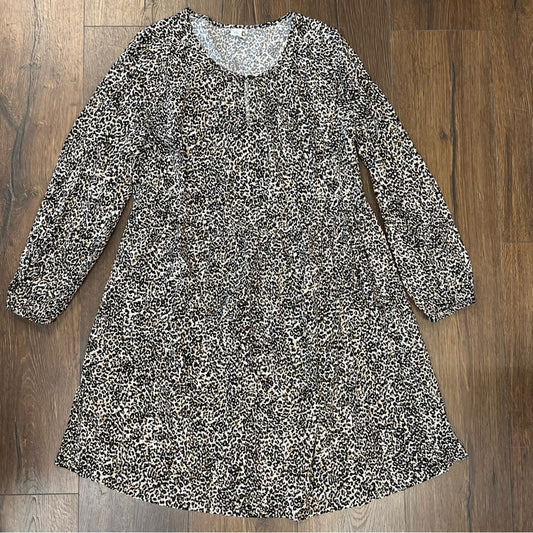 Old Navy longsleeve, global fashion, leopard print dress SZ SM