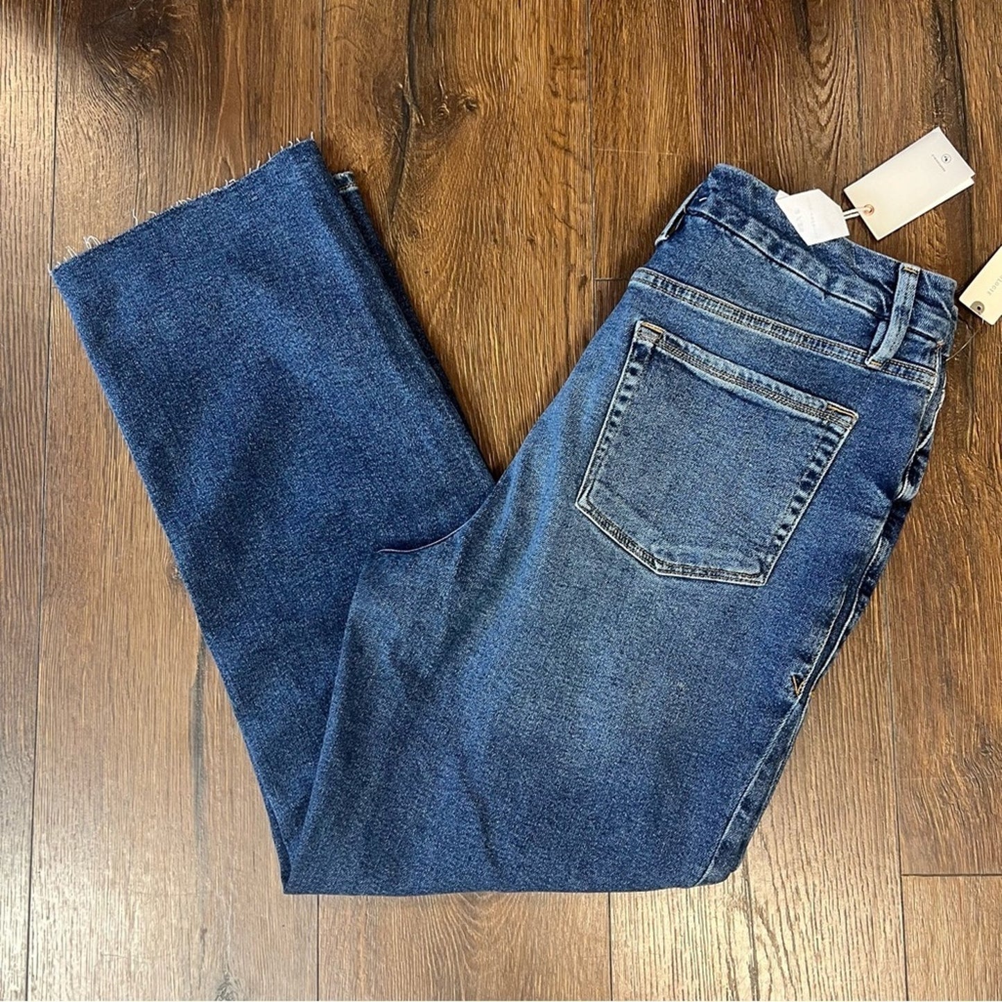 🆕 Good American‎ High-Rise Cropped Straight Jeans SZ 2/26