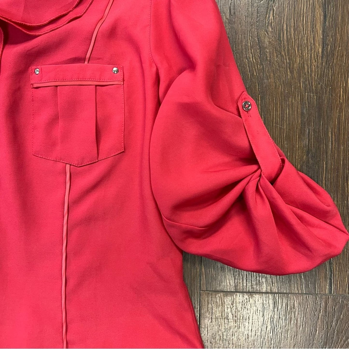 White House black market, coral button, front collared blouse SZ 10